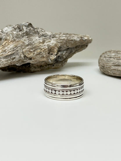 Bague en Argent 925 Fait main Artisans Mireille Larbie bijoux Jonc Argent 925