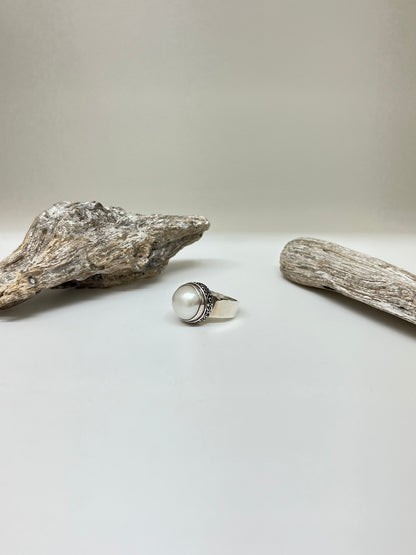 Bague Argent 925 & Perle Biwa Fait main par Artisans de l'Indonésie  Mireille Larbie