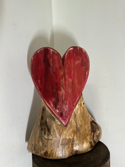 Coeur fait de bois recyclé Fait main à Trois-Rivières Bertrand Massé Artiste
