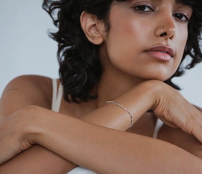 Bracelet Barre horizontale // Argent fait main à Montréal