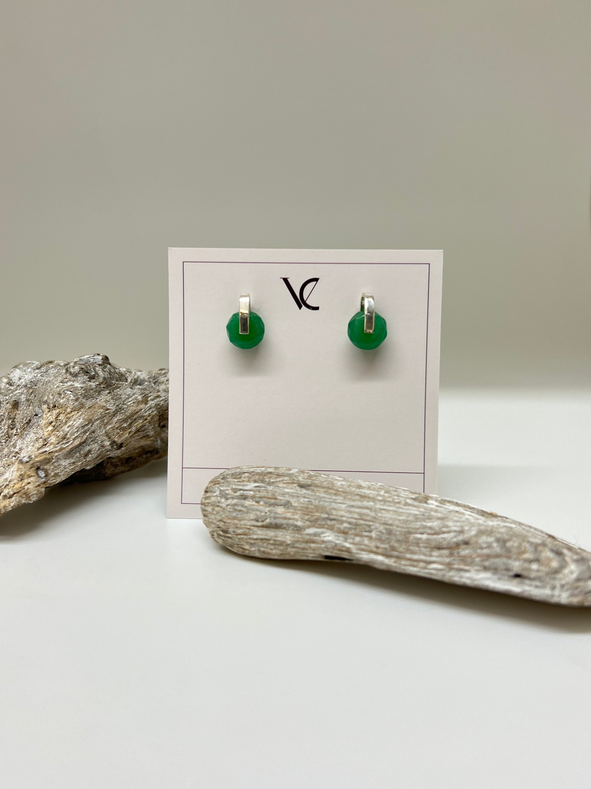 Selene, boucles d'oreilles avec aventurine verte Fait main à Montréal Véronique Roy