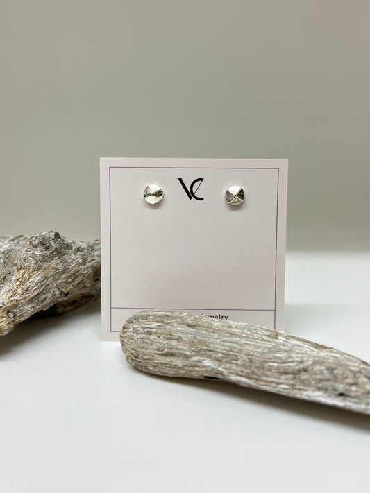 Simplicité - Petites boucles d’oreilles rondes Fait main à Montréal Véronique Roy