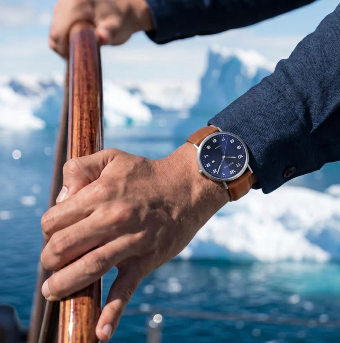 Montre Titanium | argenté brossé | bleu 18640-567 BERING Bering