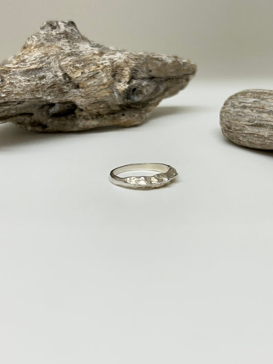 Bague Chaine de Montagne Argent 925 recyclé Fait en Outaouais Alliance W Jewellery