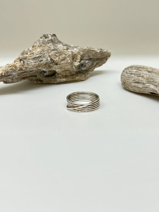 Bague Entrelacée Argent 925 recyclé Fait en Outaouais Alliance W Jewellery