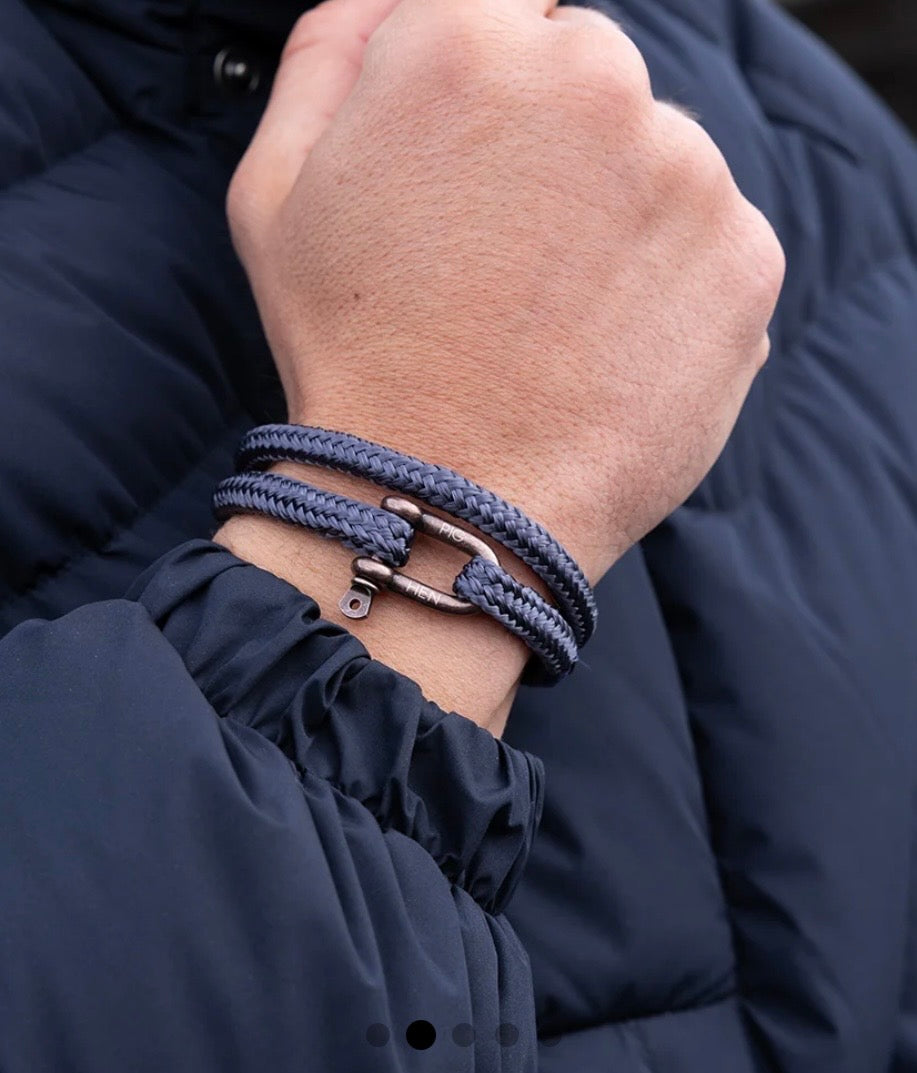 Bracelet Salty Steve Slate gray Bronze Pig & Hen Fait à Amsterdam Salty Steve Slate gray Bronze