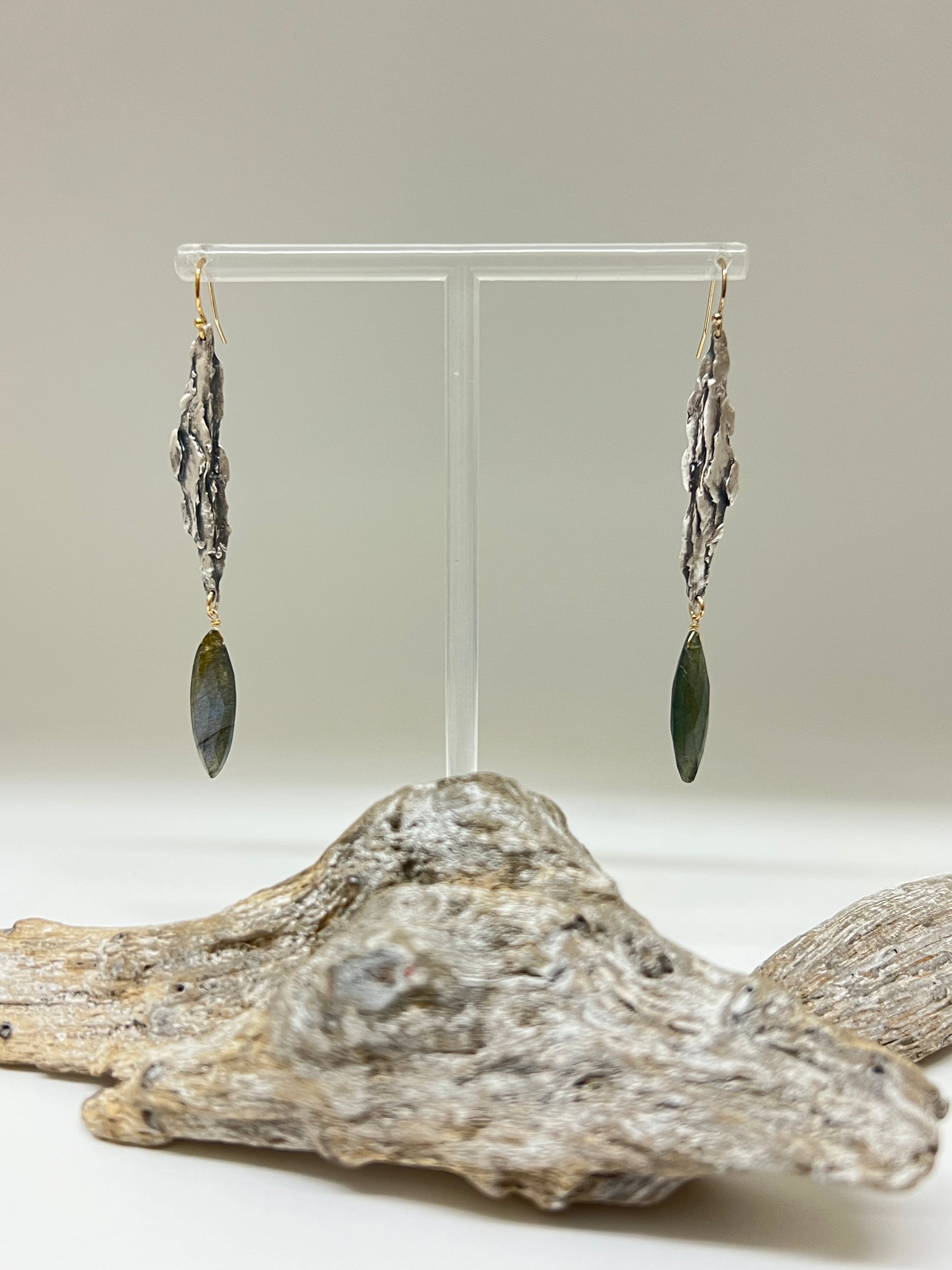 Boucles Cast Argent 925 et Or fait main en Ontario STRATA PILLAR Air & Earth Design