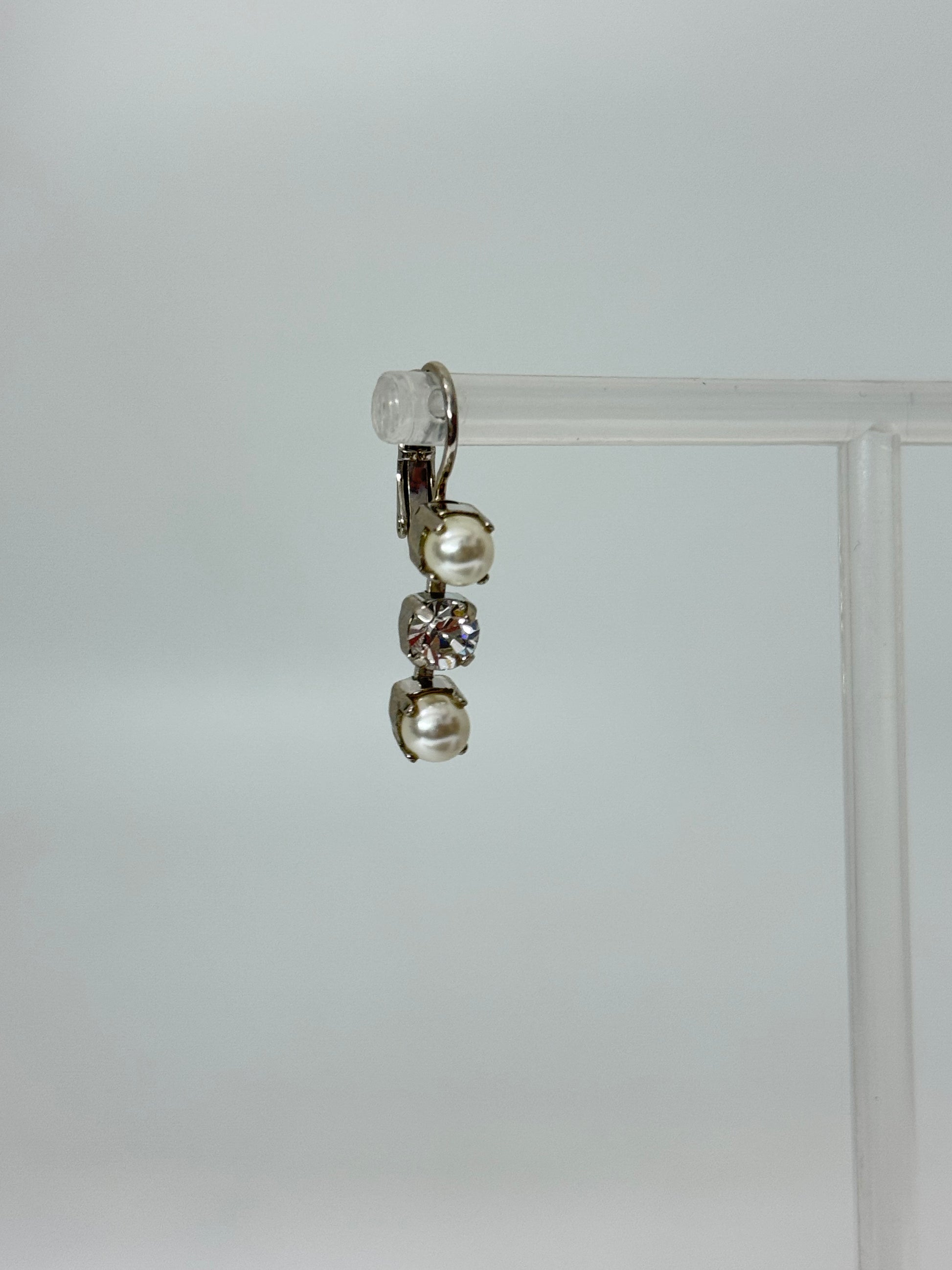 Boucles en laiton plaqué argent rhodiomé avec Cristal de Swarovski Mariana e-1425/1139
