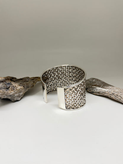 Bracelet Artisanal Cuff tressé Argent 925 et or Fait par des Artisans de l’Indonésie Bracelet Artisanal Cuff