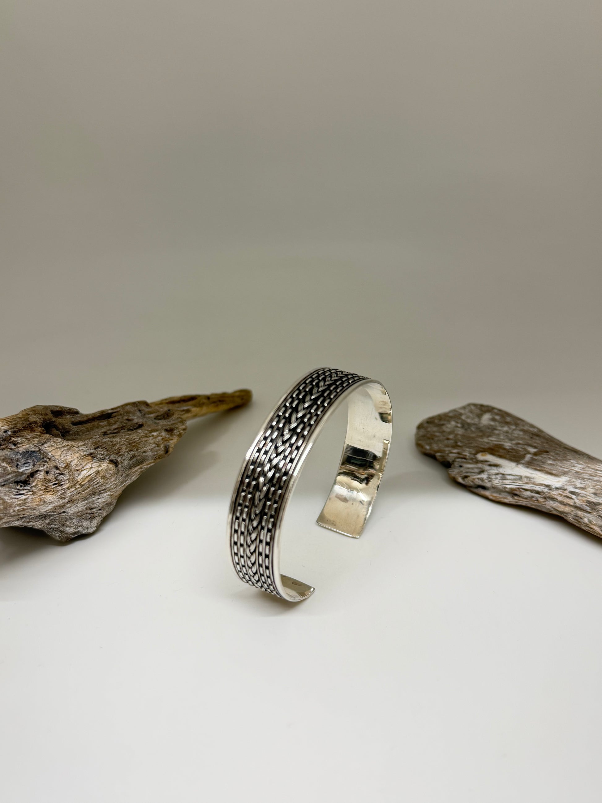 Bracelet Cuff Artisanal homme en Argent 925 Fait par des Artisans de l’Indonésie Bracelet cuff