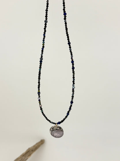 Collier Dream Glow Midnight, fait main en Ontario N-56 Air & Earth Jewellery N-56