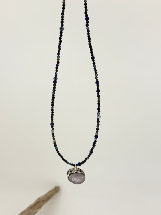 Collier Dream Glow Midnight, fait main en Ontario N-56 Air & Earth Jewellery N-56