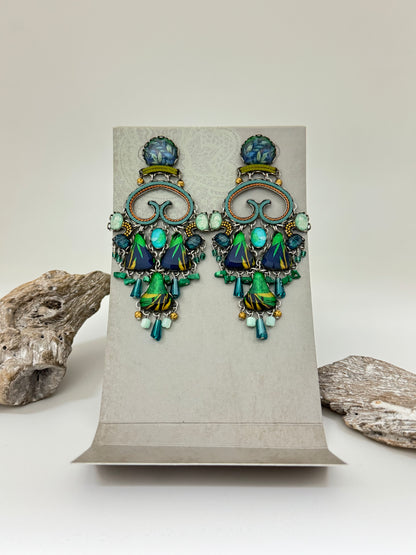 Chandelier Meadow Set, Linnea Earrings AyalaBar Cristaux/Métaux antiques/Verre fabriquée au Moyen-Orient R2230
