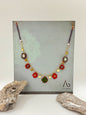 Collier féminin rouge Textile breloque AyalaBar fabriquée au Moyen Orient SE3577
