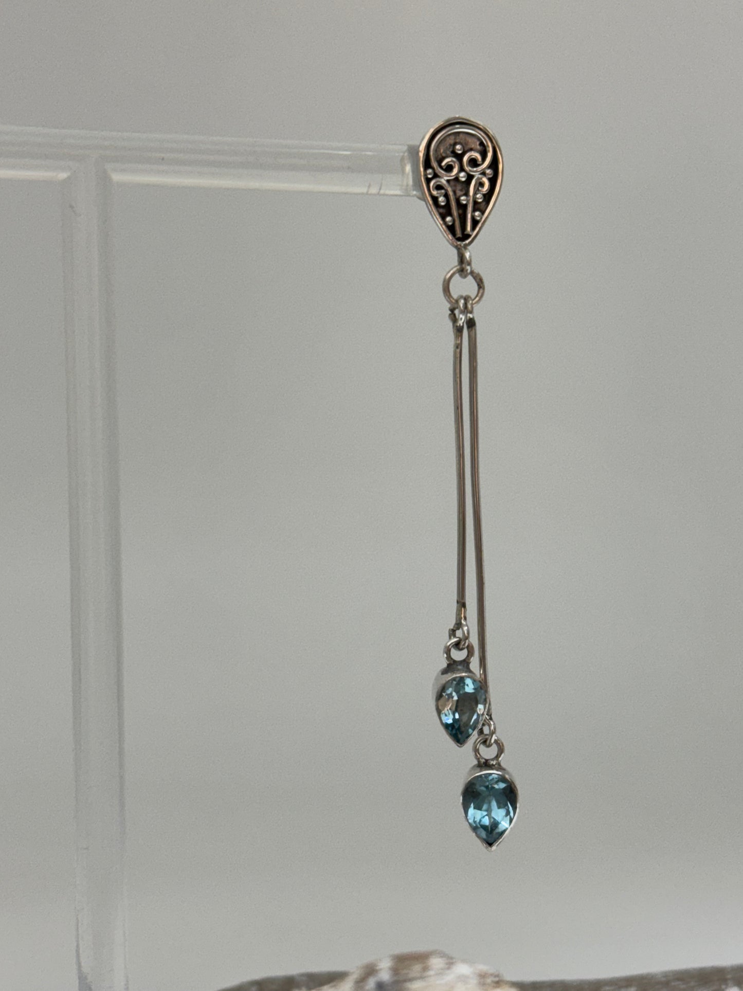 Boucles d'oreilles Topaz bleu et Argent