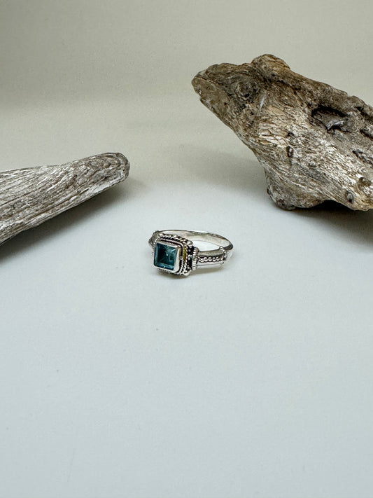Bague Argent 925 Topaz bleu Fait main par Artisans de l'Indonésie Mireille Larbie R739bt