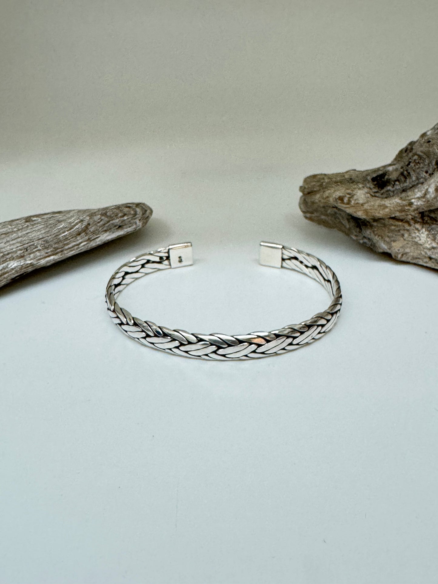 Bracelet Brade Cuff Argent 925 Fait par des Artisans de l’Indonésie