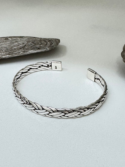 Bracelet Brade Cuff Argent 925 Fait par des Artisans de l’Indonésie