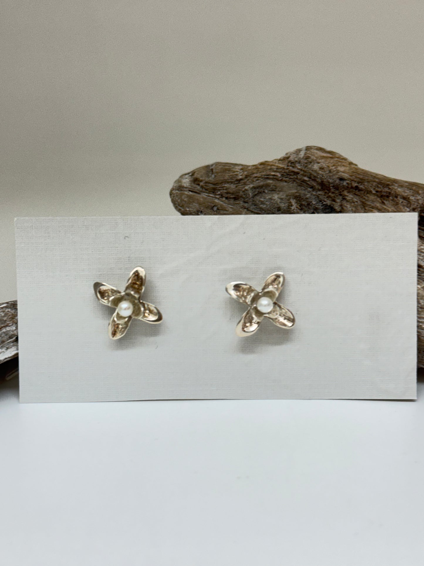 Boucles d’oreilles Lilas commun Amulette par Bénédite Séguin LC-BoF-B