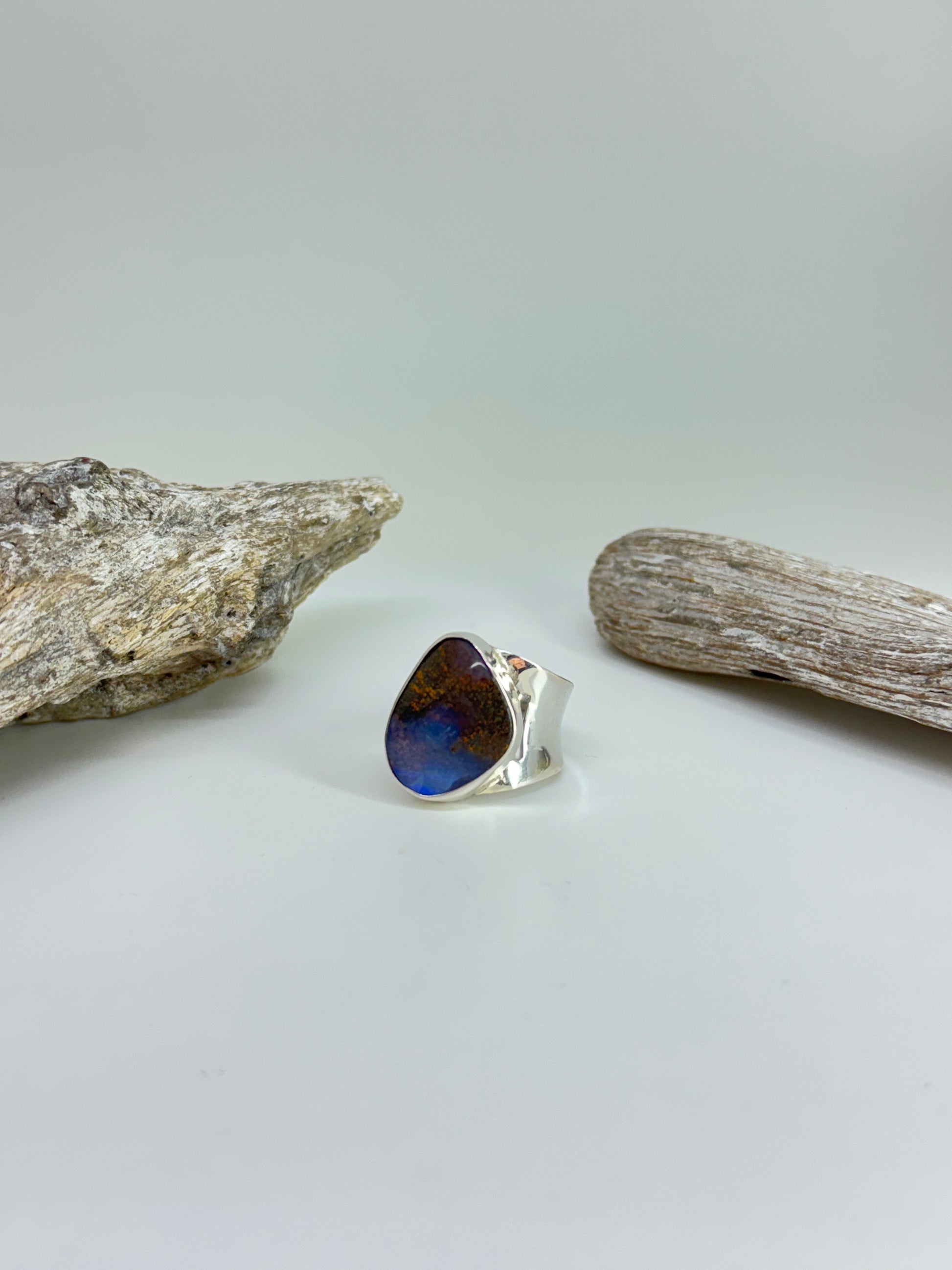 Bague Argent 925 Opal de feu &amp; Roche mère Dessiné par Carole Morand de Montréal Opal&nbsp;