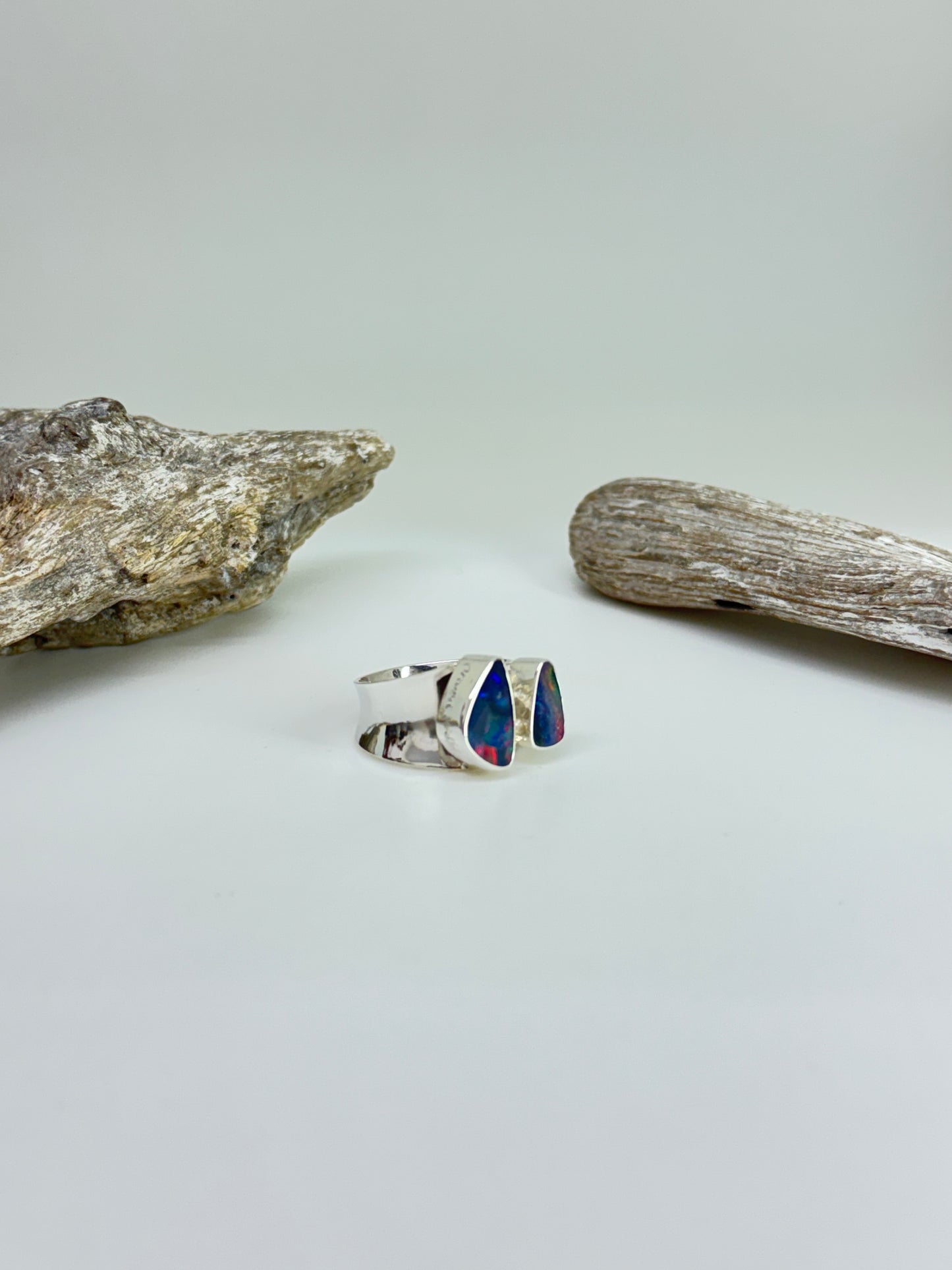 Bague Argent 925  2 Opal de feu vertical Dessiné par Carole Morand de Montréal Opal 2