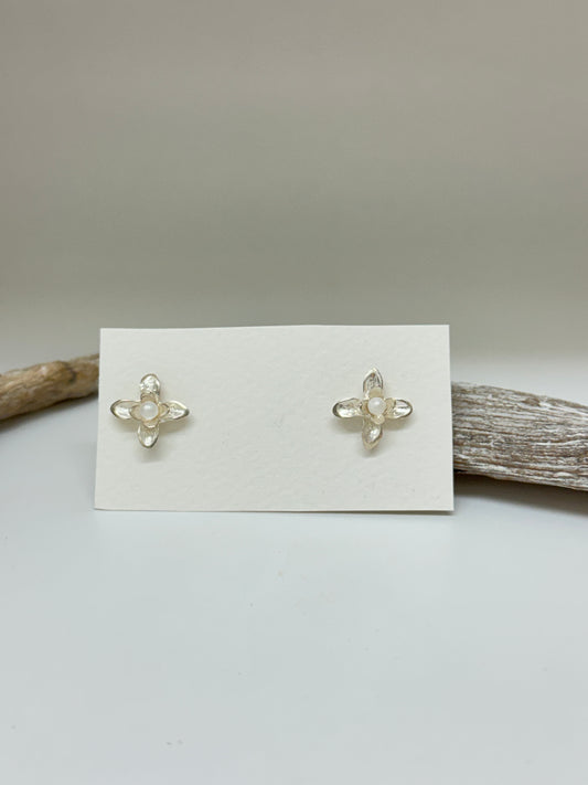 Boucles d’oreilles longues Lilas commun Amulette par Bénédite Séguin H-T-BoF