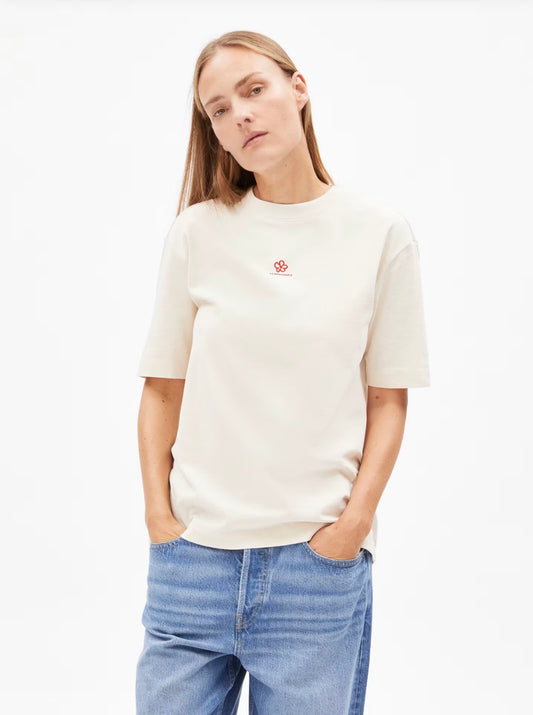 TARJAA BACK FLOWAA T-shirt en mélange de coton recyclé Armed Angel TARJAA BACK FLOWAA