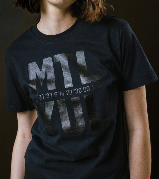 T-SHIRT - MTL/YUL x C'est beau&nbsp; 100%coton biologique BODYBAG BY JUDE T-SHIRT - MTL/YUL&nbsp;