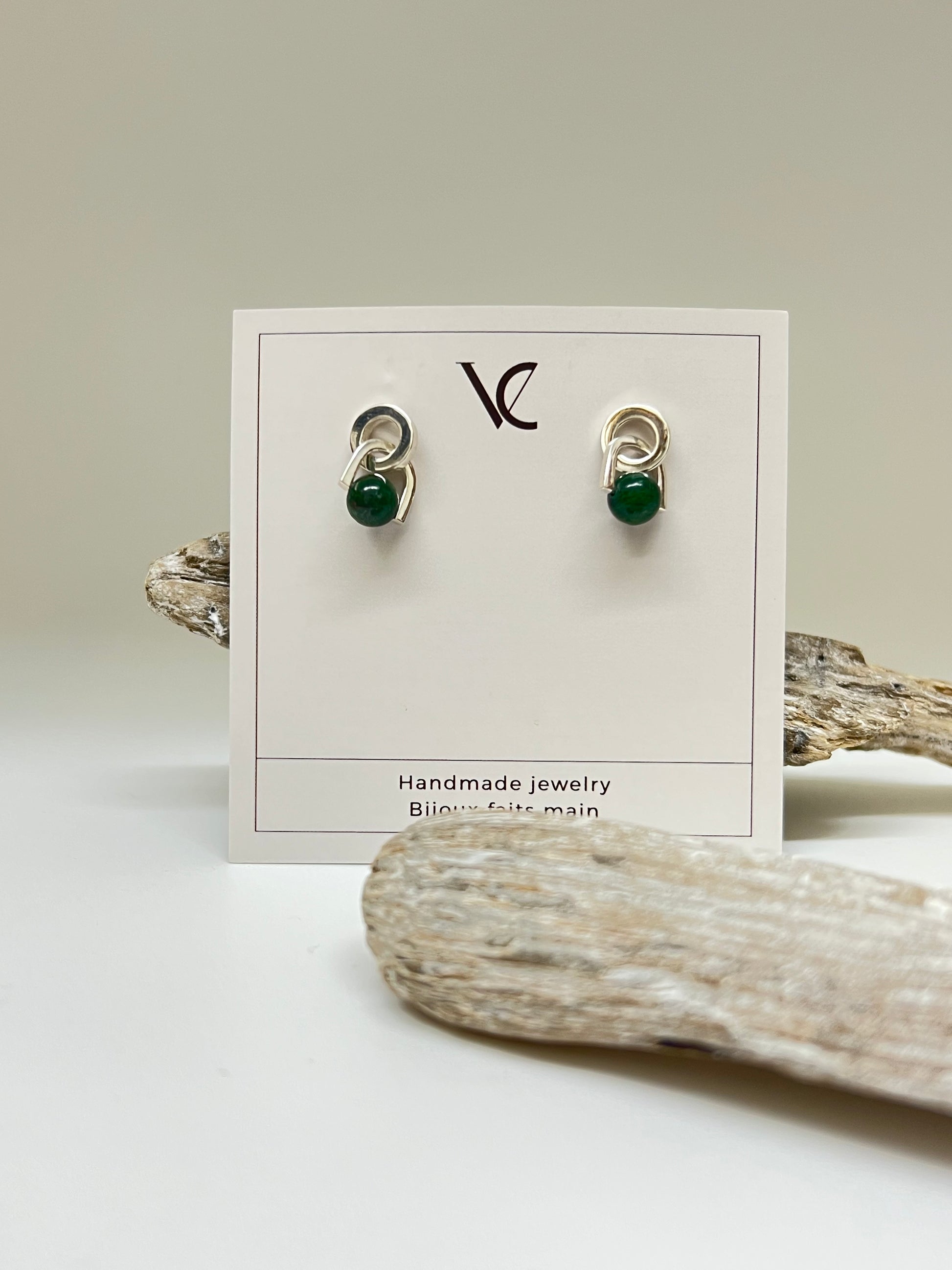 Heureuse - Boucles d’oreilles Jade africain Fait main à Montréal Véronique Roy