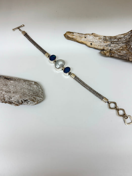Bracelet Argent 925 et Opal de feu et Perle baroque Dessinée par Carole Morand