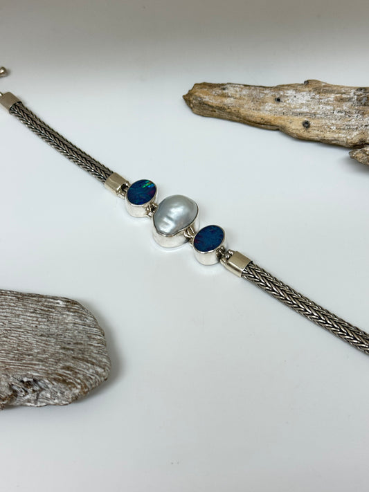 Bracelet Argent 925 et Opal de feu et Perle baroque Dessinée par Carole Morand Opal de feu