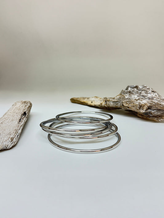 Dane Bangle set de 5 Dessiné par une Artiste Ontarienne