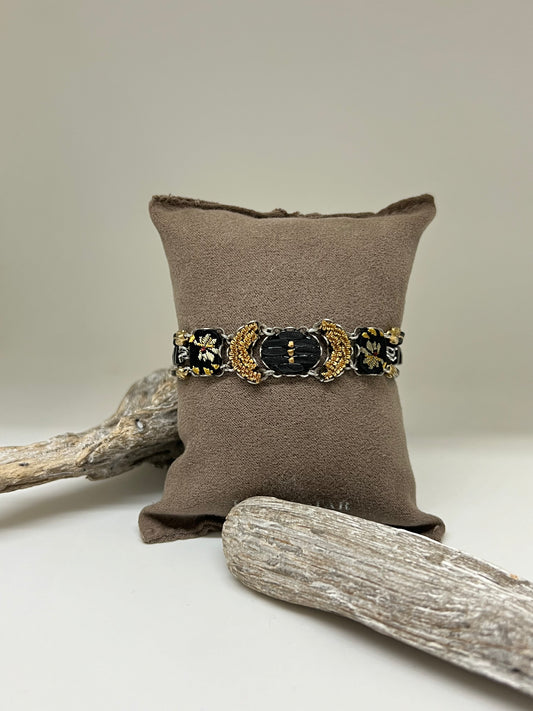 Bracelet métaux antique, agates, textiles AyalaBar Fabriqué à la main N4068