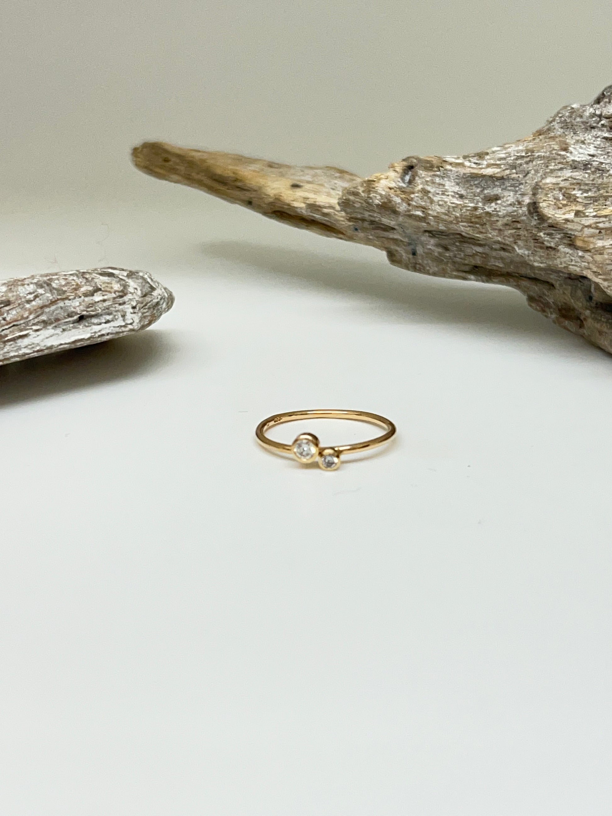 Bague or recyclé 14 carats recyclé avec diamants Fait main en Outaouais  Fait en Outaouais W Jewellery