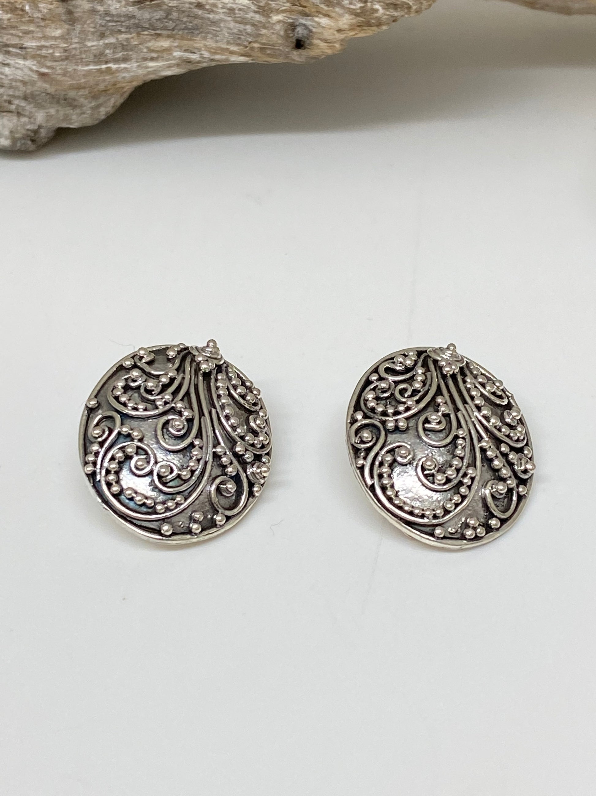 Boucles à clips Argent 925  Fait main par Artisans de l'Indonésie Mireille Larbi