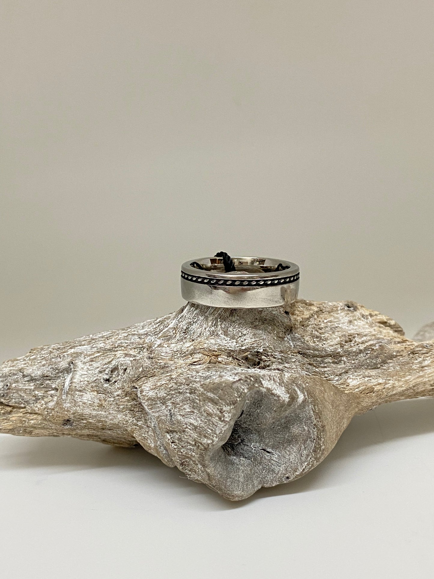 Bague en Acier inoxydable, dessinée par Arz Steel Montréal