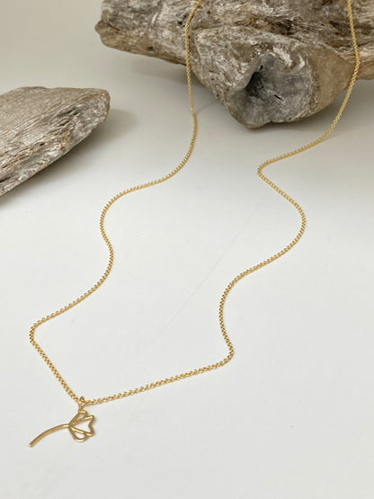 Poppy necklace Or carats Fait à la main à Montréal Collier Coquelicot Camillette