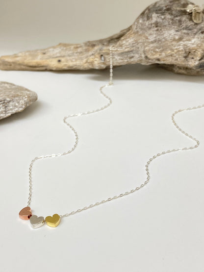 Collier Argent-Or 3 coeurs Dessiné à Vancouver Mimi Marge 25p511t