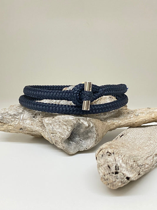 Bracelet Tiny Ted Navy-Silver de Pig&Hen Amsterdam