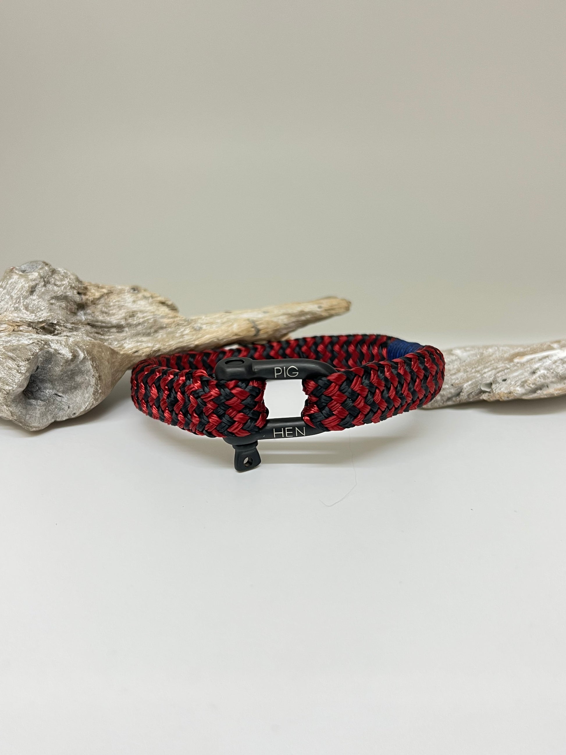  Bracelet Gorgeous Georges Brick Red Black-Black Amsterdam, Pig&Hen