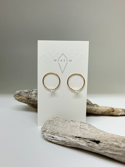 Boucles d'oreilles cercles or + perles Fait main à Montréal Maksym 