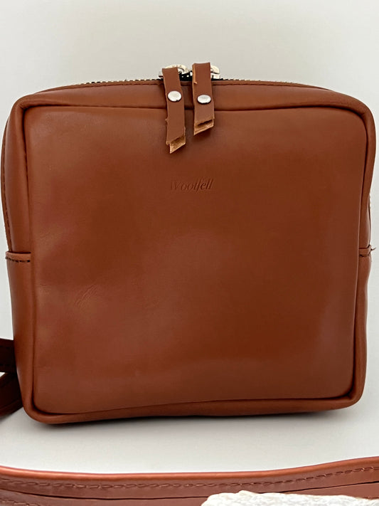 Mini sac bandoulière en cuir Woolfell Fait main à Montréal