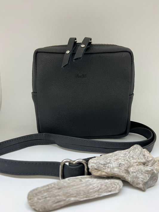 Mini sac bandoulière en cuir Fait main à Montréal