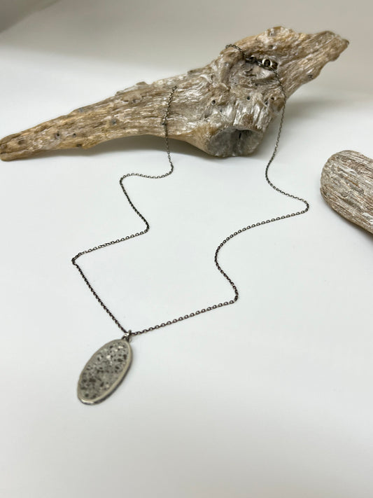 Collier Argent 925 et Béton résine Fait à Montréal NJ05G CATRIE 