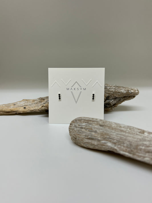 Boucles d'oreilles barres + 3 spinelles noir // Argent Fait main à Montréal Maksym 