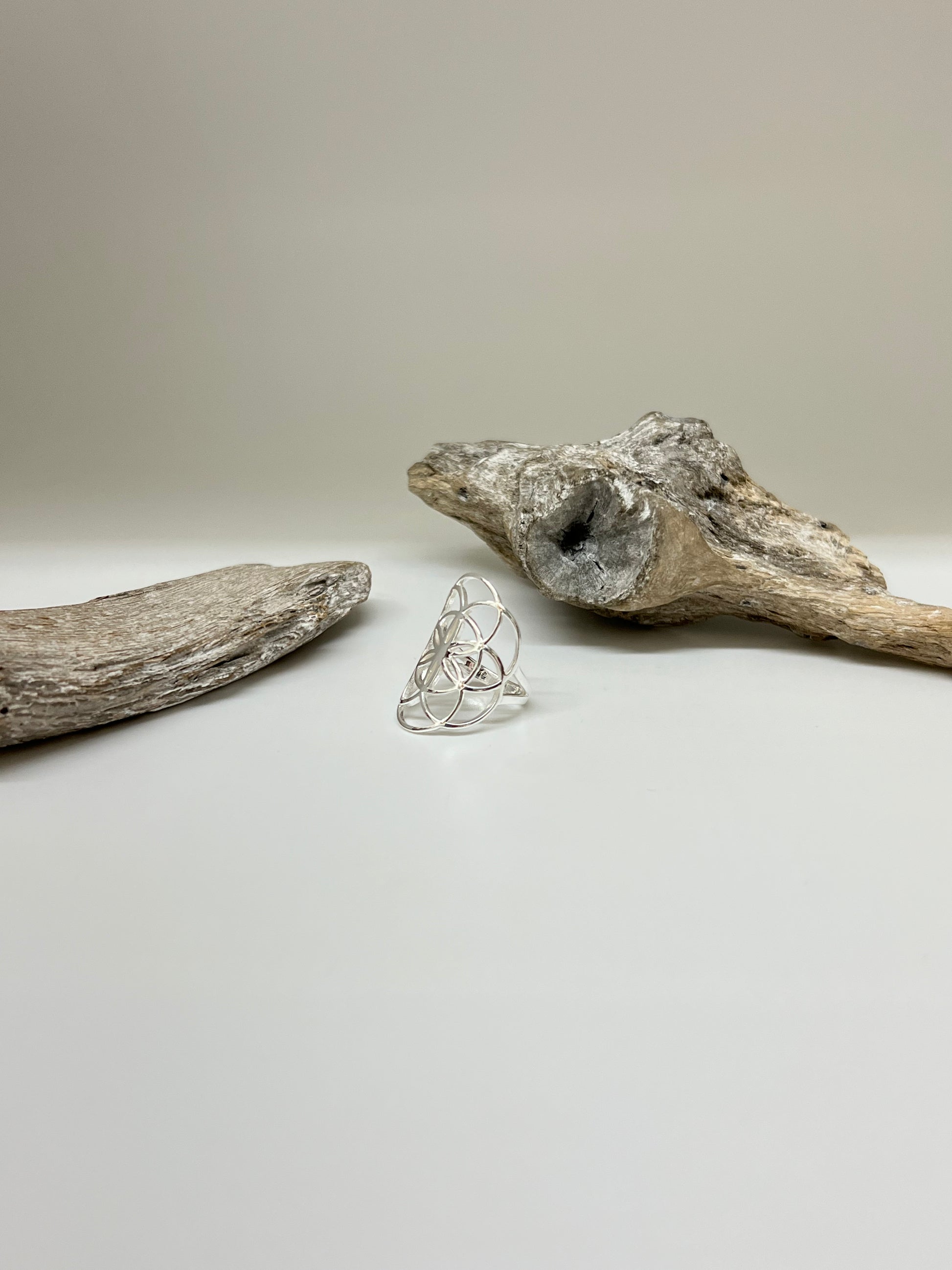 Bague Fleur de vie Argent 925  Dessiné par Artisans Thaïlande  r2128