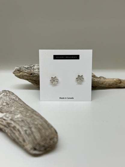  Boucles Fleur Argent avec Zircon Fait à Winnipeg par Hilary Druxman 28e2.3