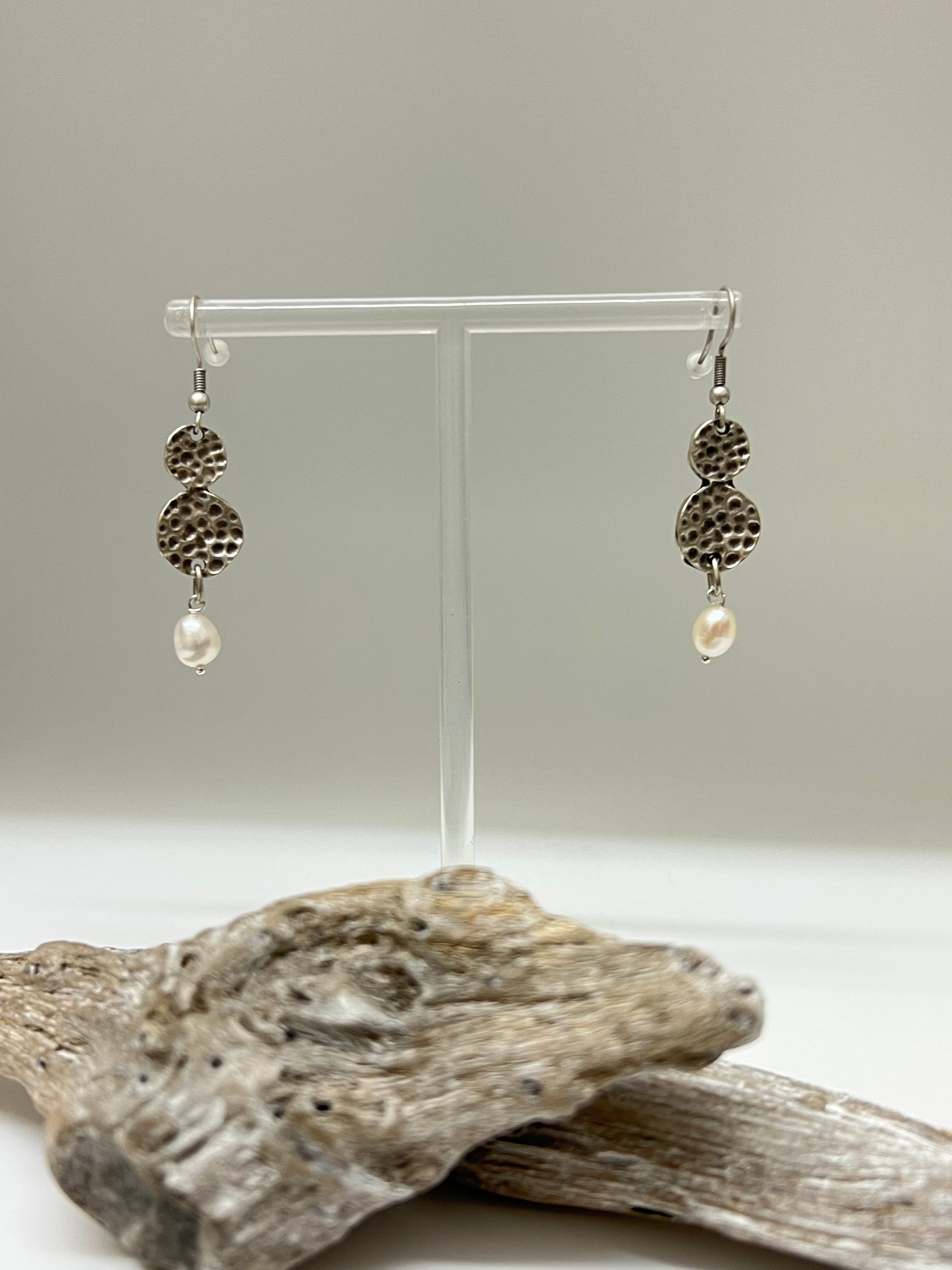 Boucles d'oreille Tatiana Zamac dessinée à Montréal Sazzu SE5049