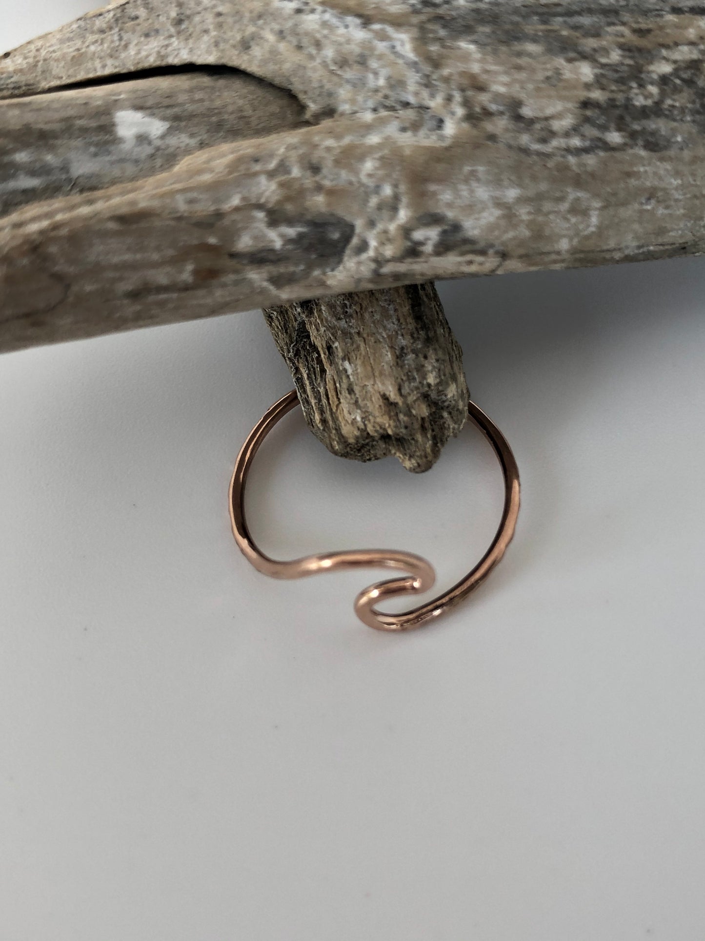  Bague Ocean Wave Or rose 14 recyclé Fait en Outaouais