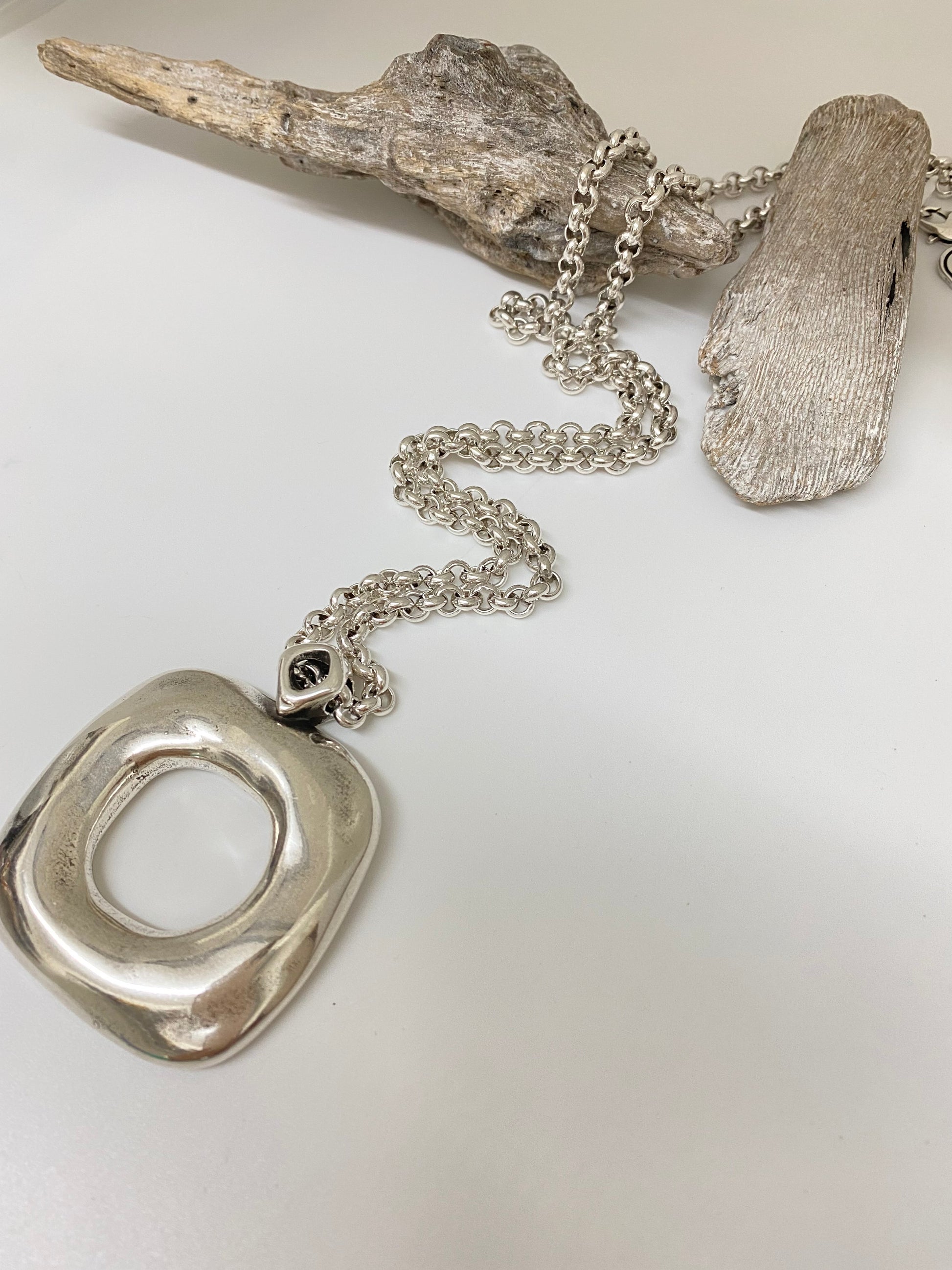 Collier Cubina Fabriqué par des Artisans d'Espagne. 192825 Ciclon 